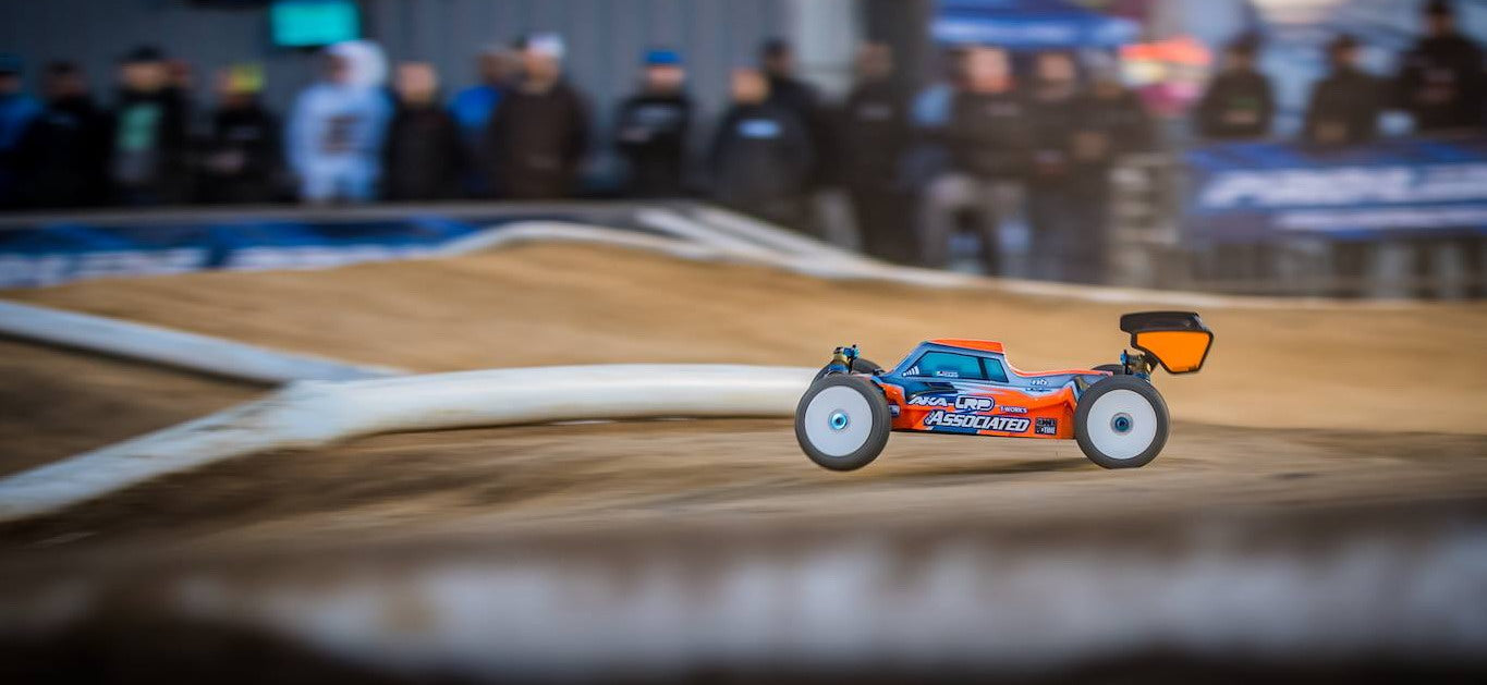 Team Associated RC8B3.1