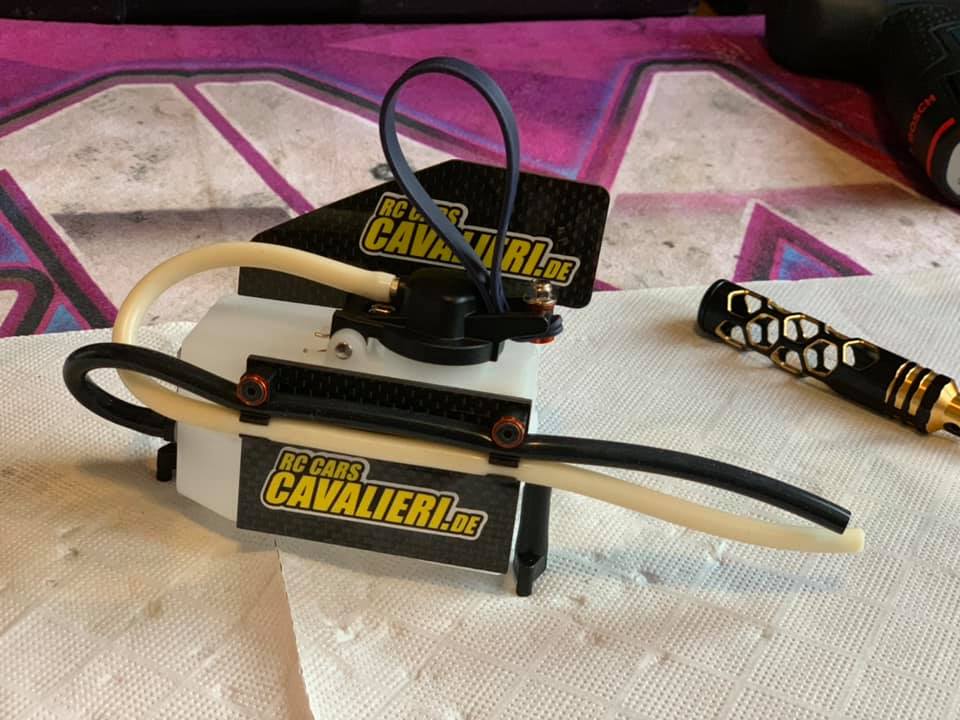 HB Racing D815 - D8 World Spec Fuel Tank Guard